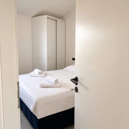 By The Sea - Znjan Apartman *