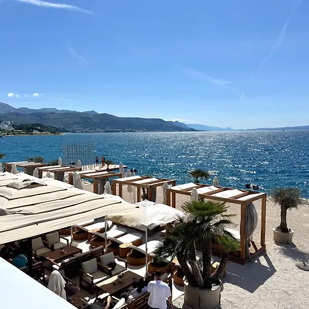 By The Sea - Znjan Apartman Split
